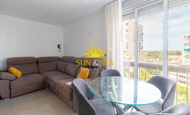 Resale - Apartment - Orihuela Costa - Campoamor