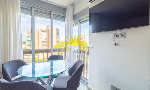 Resale - Apartment - Orihuela Costa - Campoamor