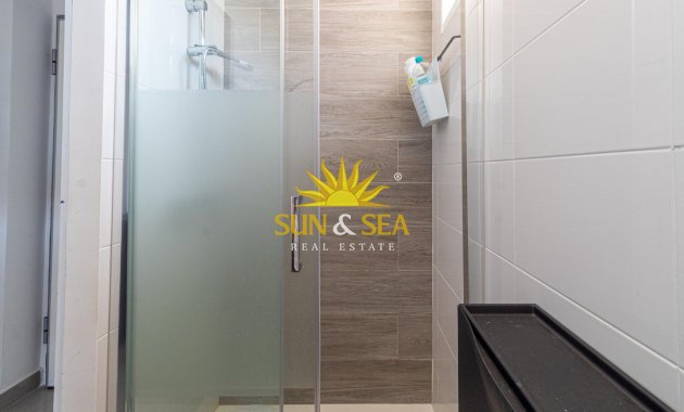 Resale - Apartment - Orihuela Costa - Campoamor