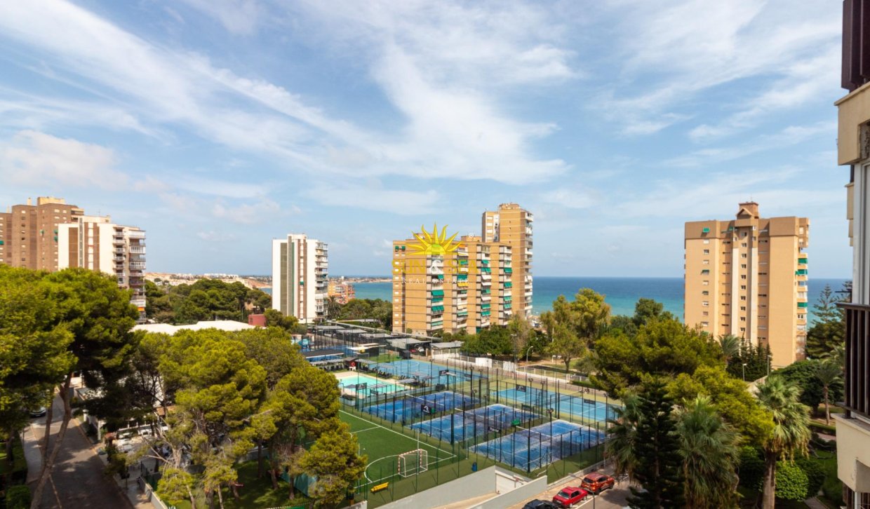 Resale - Apartment - Orihuela Costa - Campoamor