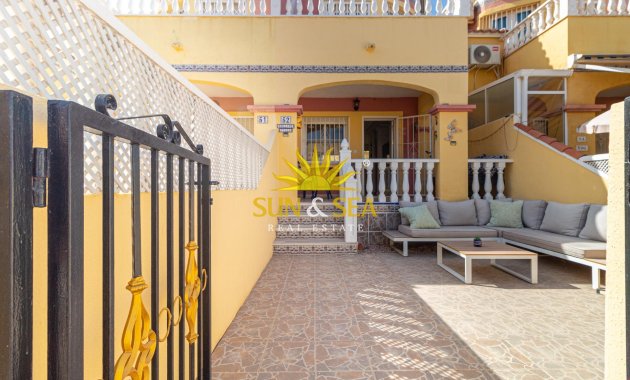 Resale - Villa / Semi detached - Orihuela Costa - La Regia