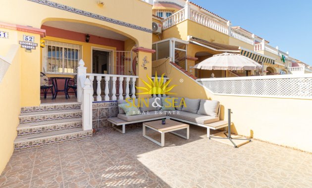 Resale - Villa / Semi detached - Orihuela Costa - La Regia