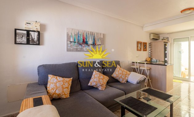 Resale - Villa / Semi detached - Orihuela Costa - La Regia