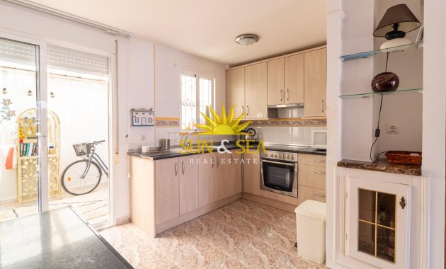 Resale - Villa / Semi detached - Orihuela Costa - La Regia