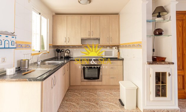 Resale - Villa / Semi detached - Orihuela Costa - La Regia