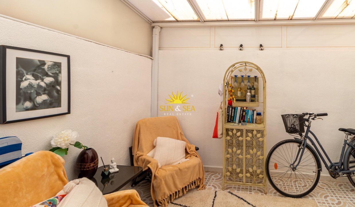 Resale - Villa / Semi detached - Orihuela Costa - La Regia