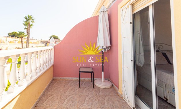 Resale - Villa / Semi detached - Orihuela Costa - La Regia