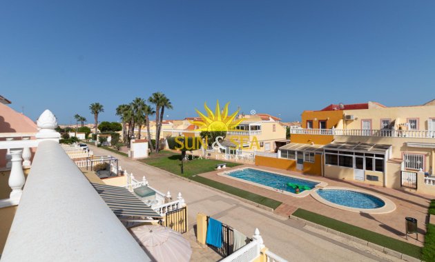 Resale - Villa / Semi detached - Orihuela Costa - La Regia
