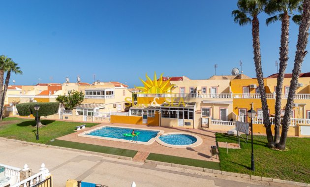 Resale - Villa / Semi detached - Orihuela Costa - La Regia