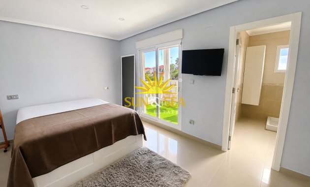 Alquiler a largo plazo - Chalet - El Campello