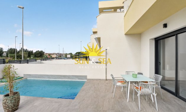 Alquiler a largo plazo - Villa / Semi separado - Rojales - La Marquesa Golf