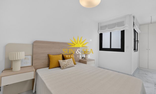 Alquiler a largo plazo - Villa / Semi separado - Rojales - La Marquesa Golf