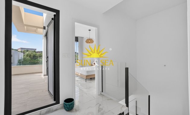 Alquiler a largo plazo - Villa / Semi separado - Rojales - La Marquesa Golf
