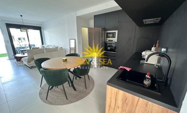 Alquiler a largo plazo - Apartamento - San Miguel de Salinas