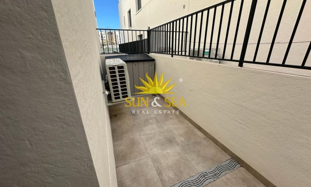 Alquiler a largo plazo - Apartamento - San Miguel de Salinas