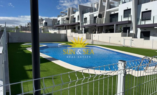 Alquiler a largo plazo - Apartamento - San Miguel de Salinas