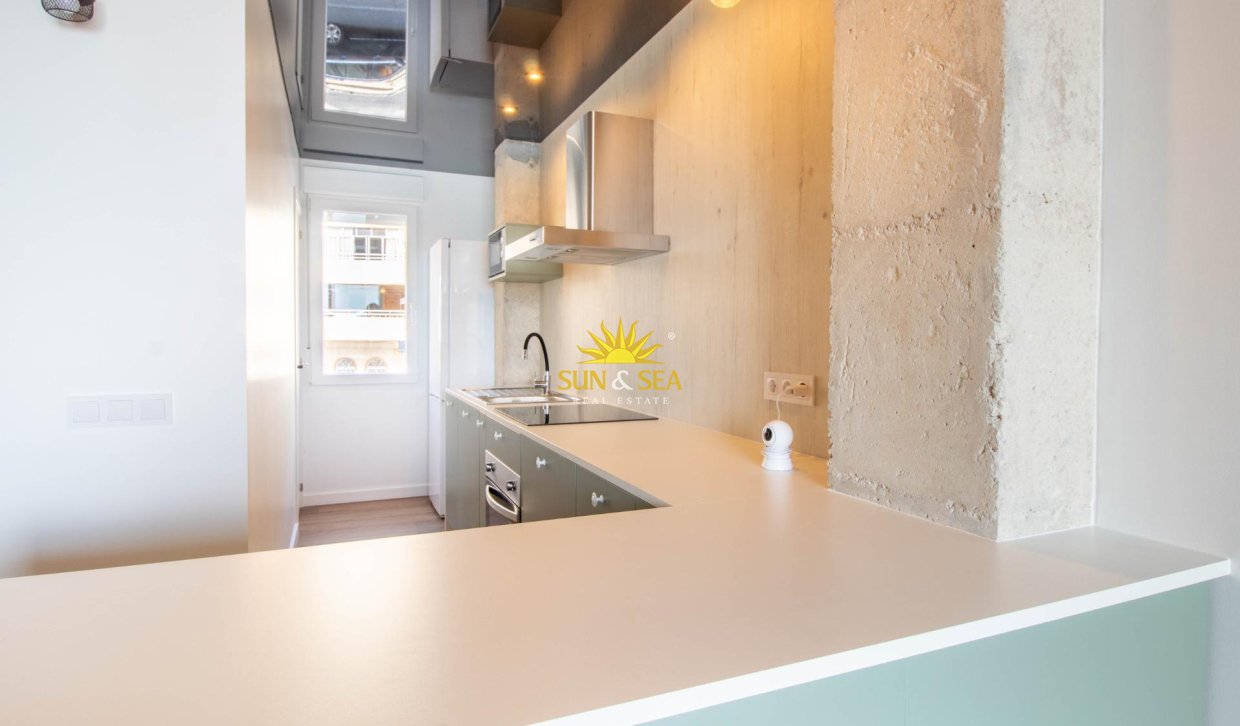 Wiederverkauf - Wohnung - Torrevieja - Acequion