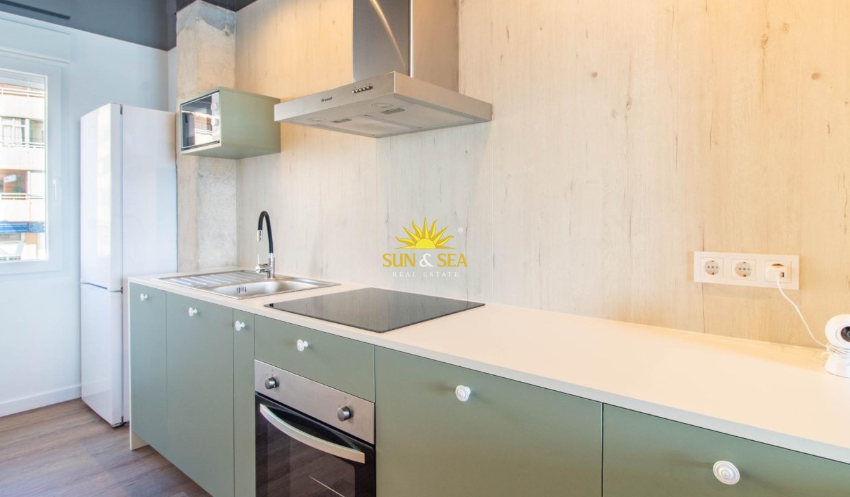 Wiederverkauf - Wohnung - Torrevieja - Acequion