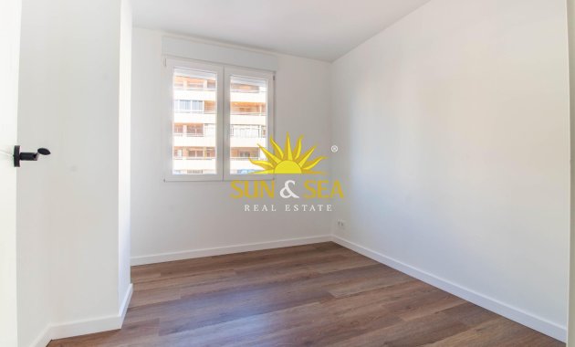 Wiederverkauf - Wohnung - Torrevieja - Acequion