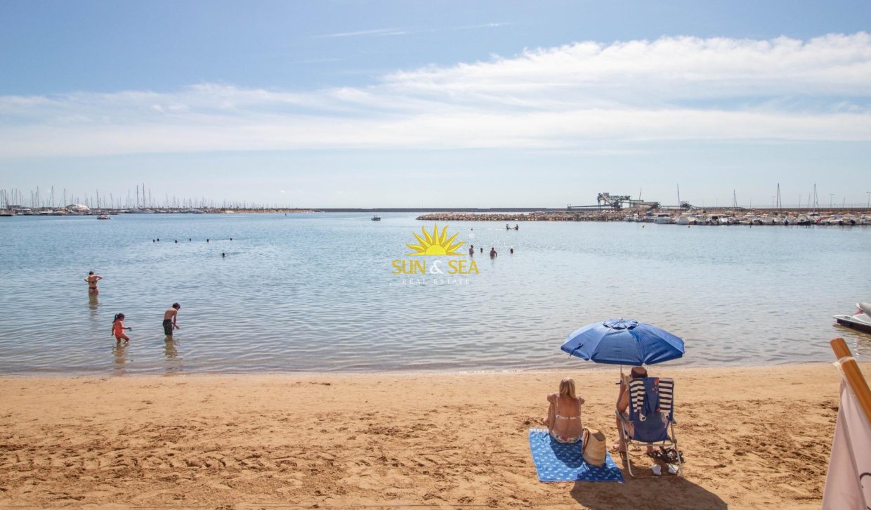 Wiederverkauf - Wohnung - Torrevieja - Acequion