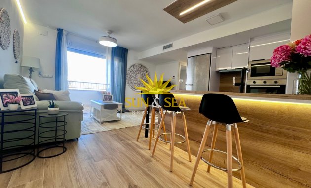 Wiederverkauf - Wohnung - Torrevieja - Punta prima