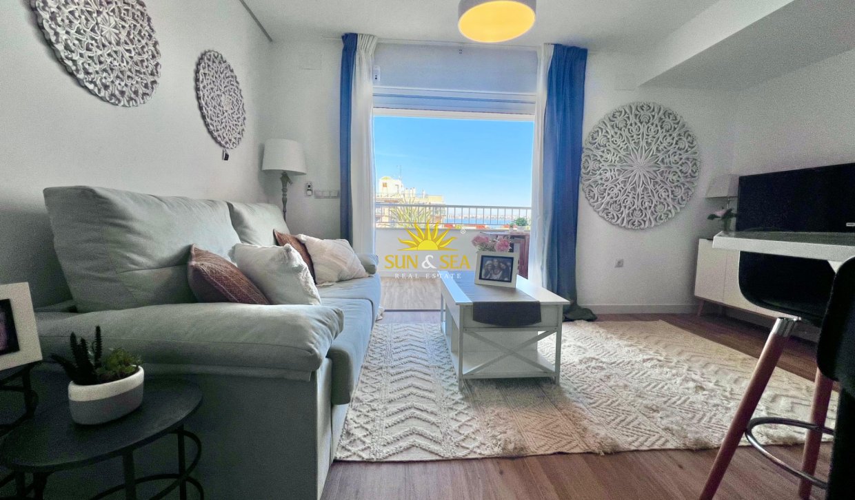 Wiederverkauf - Wohnung - Torrevieja - Punta prima