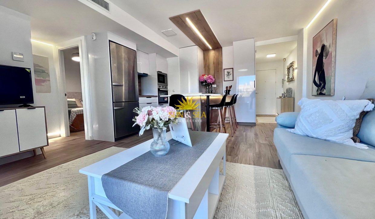 Wiederverkauf - Wohnung - Torrevieja - Punta prima