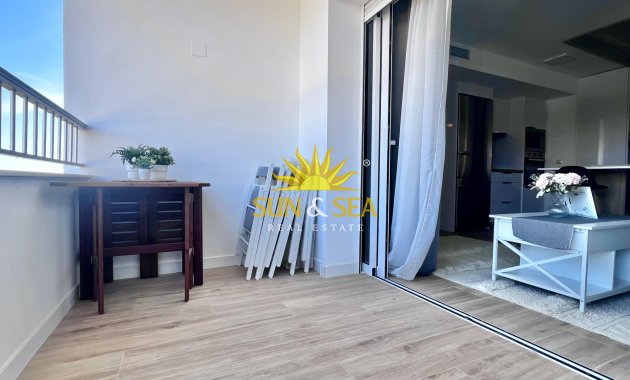 Wiederverkauf - Wohnung - Torrevieja - Punta prima