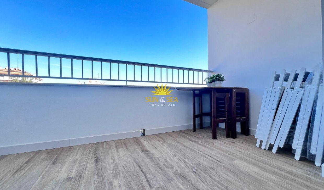 Wiederverkauf - Wohnung - Torrevieja - Punta prima