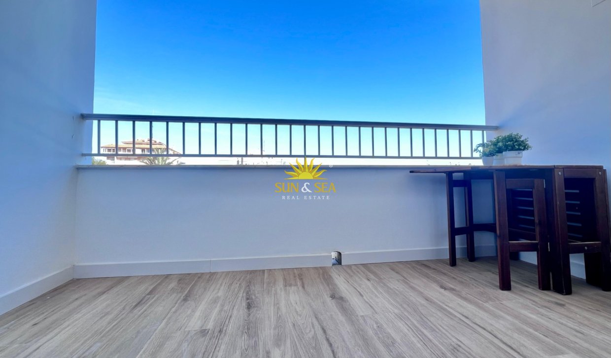 Wiederverkauf - Wohnung - Torrevieja - Punta prima