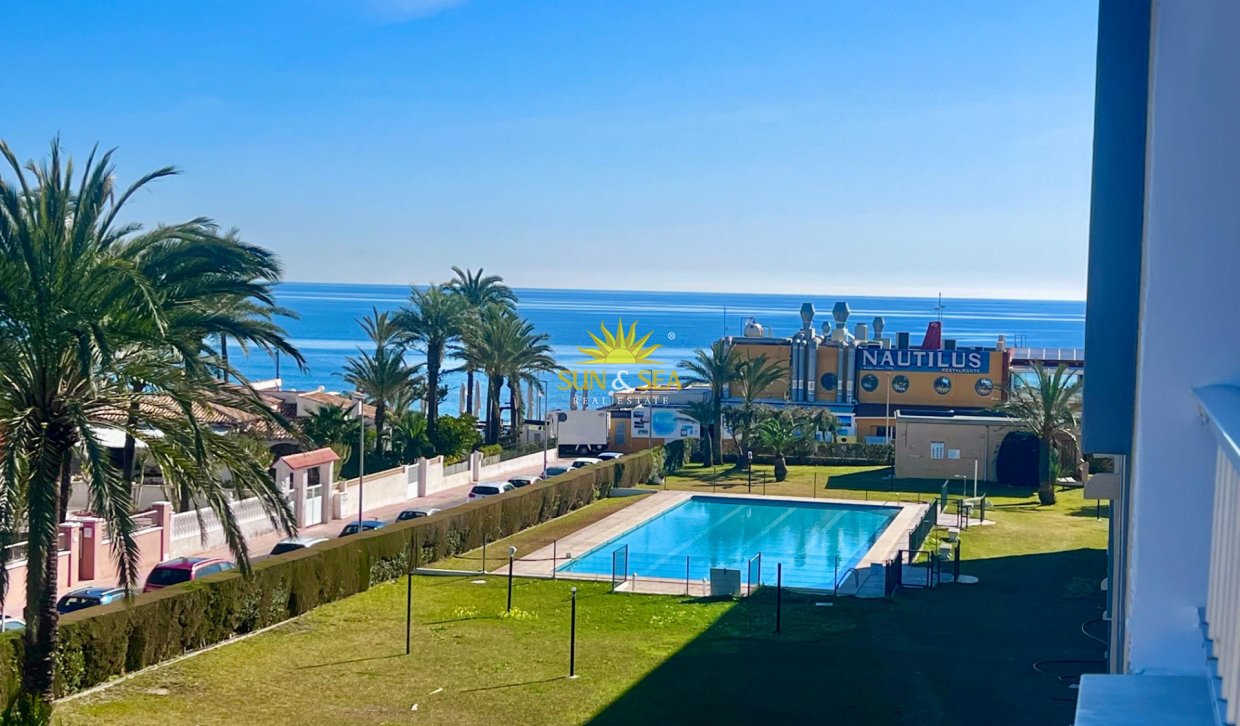 Wiederverkauf - Wohnung - Torrevieja - Punta prima