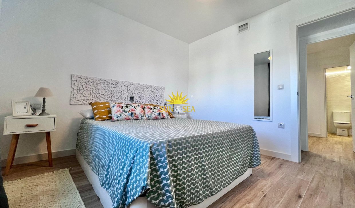 Wiederverkauf - Wohnung - Torrevieja - Punta prima