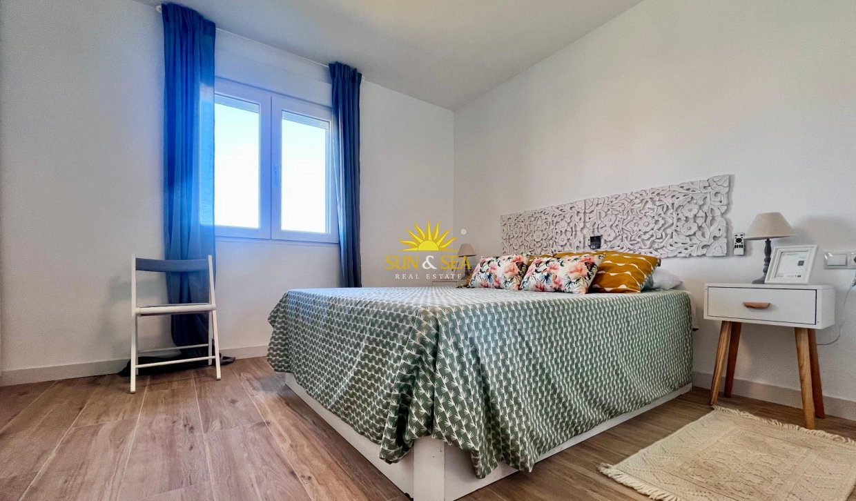 Wiederverkauf - Wohnung - Torrevieja - Punta prima
