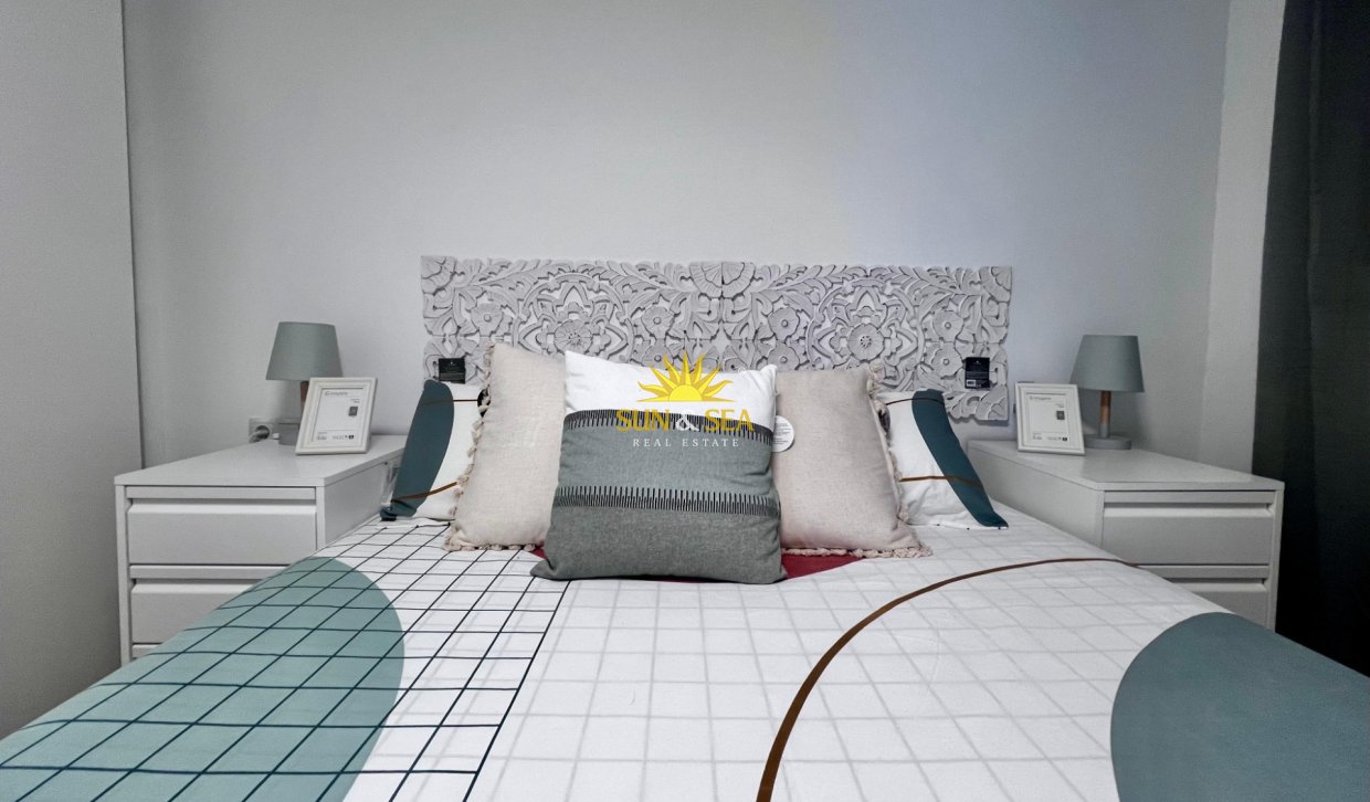 Wiederverkauf - Wohnung - Torrevieja - Punta prima