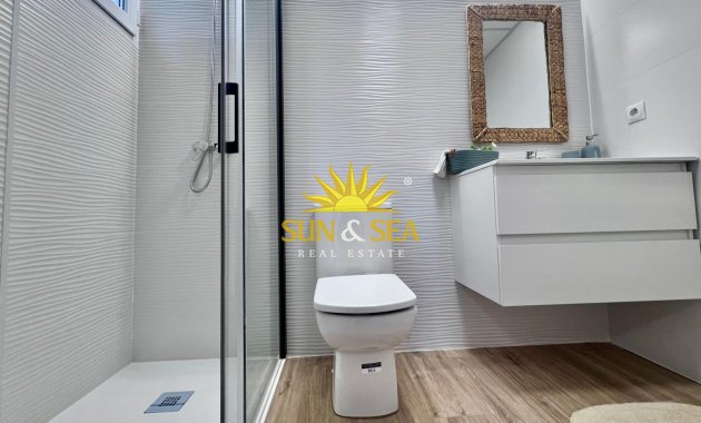 Wiederverkauf - Wohnung - Torrevieja - Punta prima