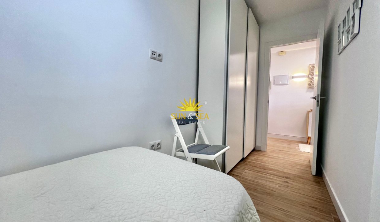 Wiederverkauf - Wohnung - Torrevieja - Punta prima