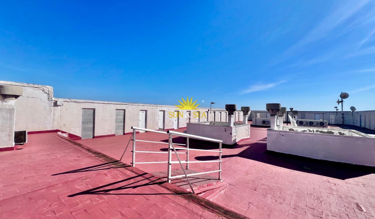 Wiederverkauf - Wohnung - Torrevieja - Punta prima