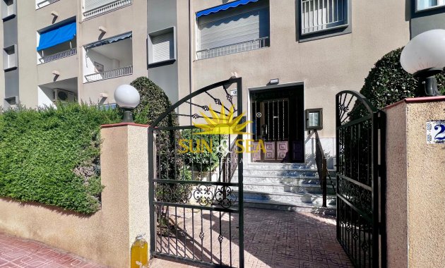 Wiederverkauf - Wohnung - Torrevieja - Punta prima
