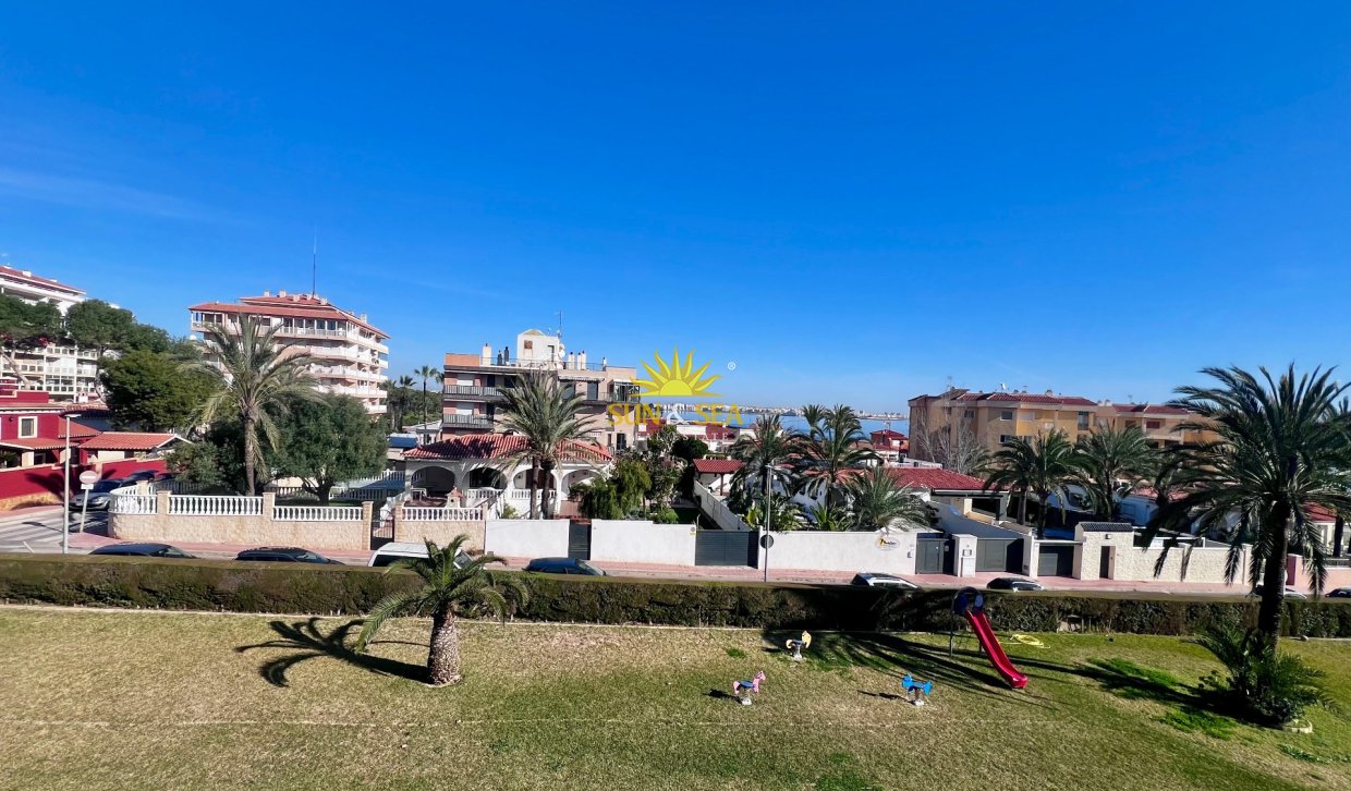 Wiederverkauf - Wohnung - Torrevieja - Punta prima