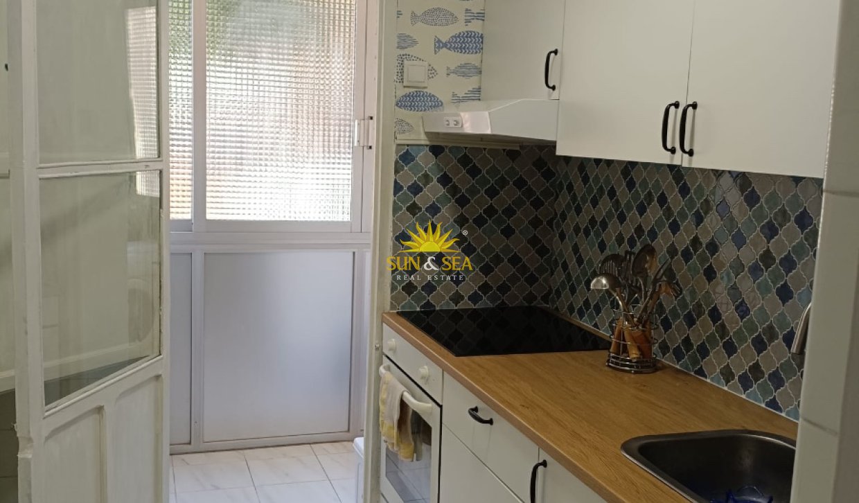 Kurzzeit-Vermietung - Wohnung - Benidorm