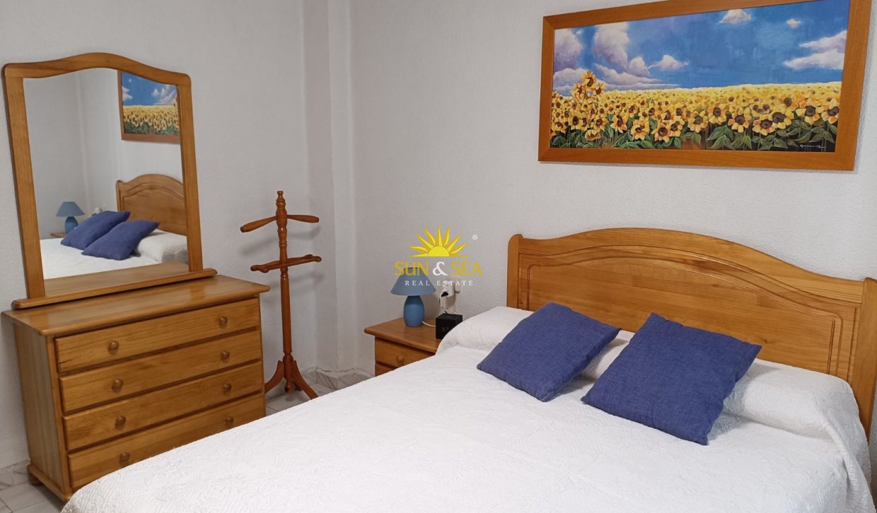 Kurzzeit-Vermietung - Wohnung - Benidorm