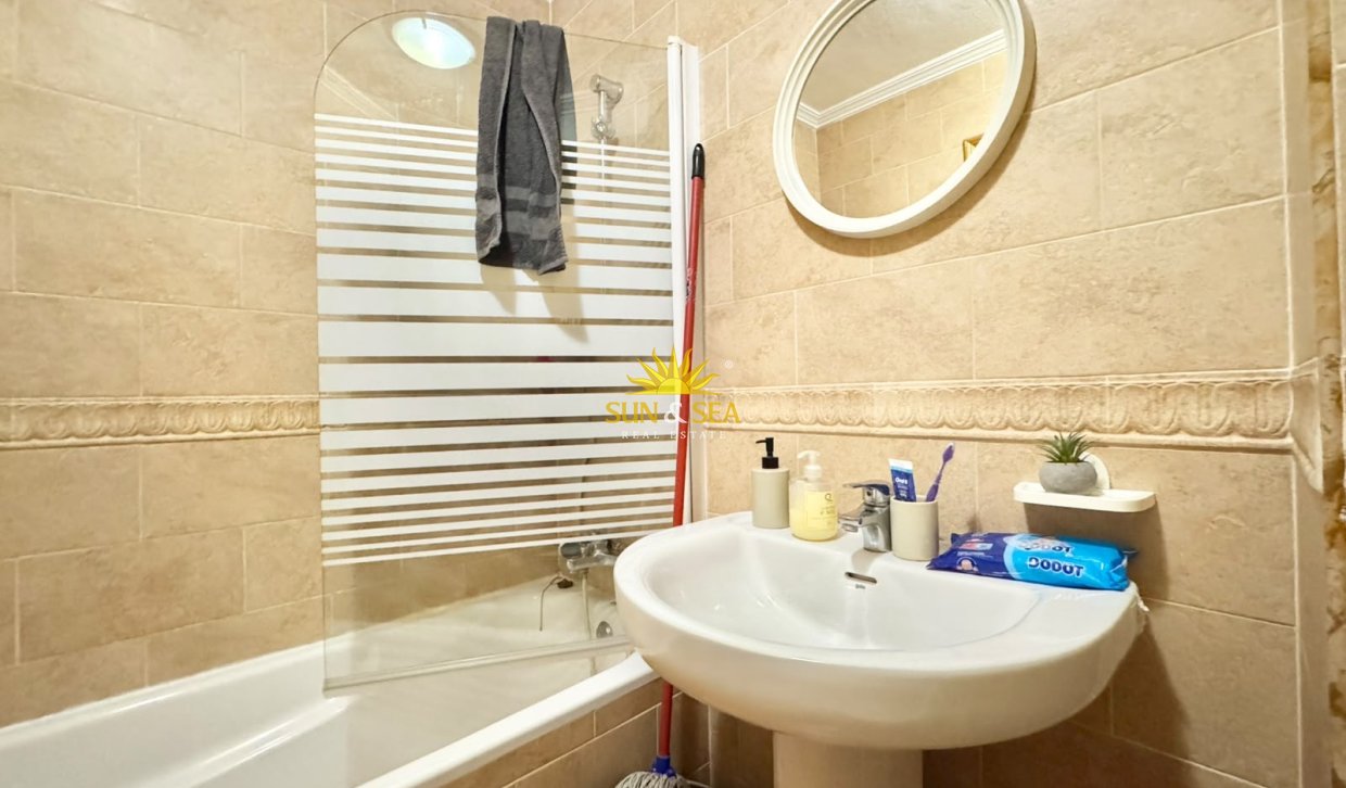 Langfristige Vermietung - Wohnung - Torrevieja - Centro