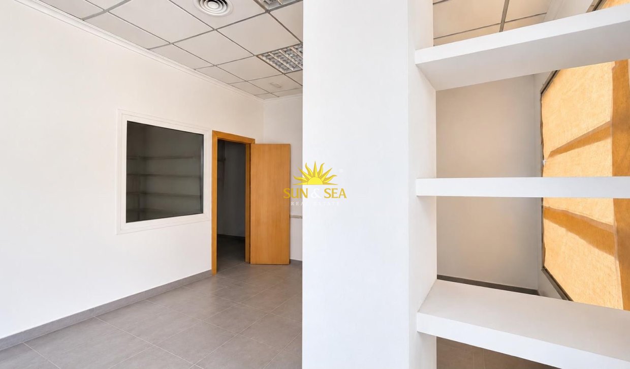Herverkoop - Commercieel - Torrevieja - torrevieja