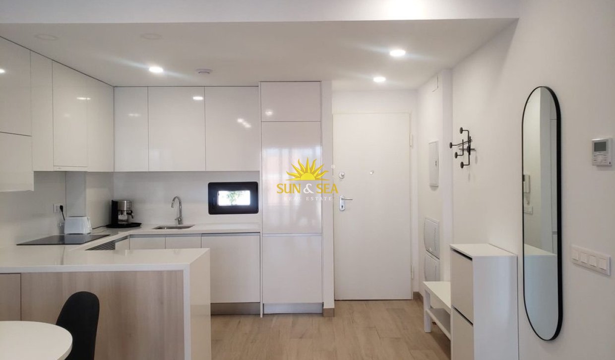 Langfristige Vermietung - Duplex - Finestrat