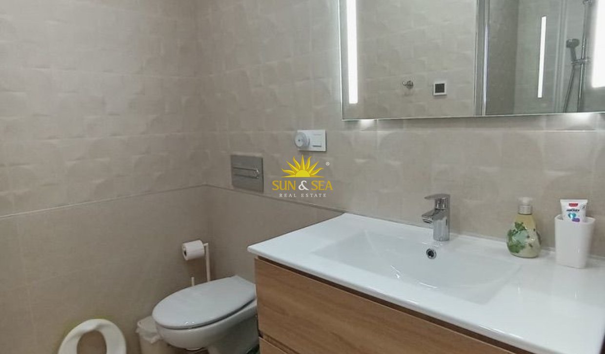 Lange Termijn Verhuur - Appartement - Finestrat