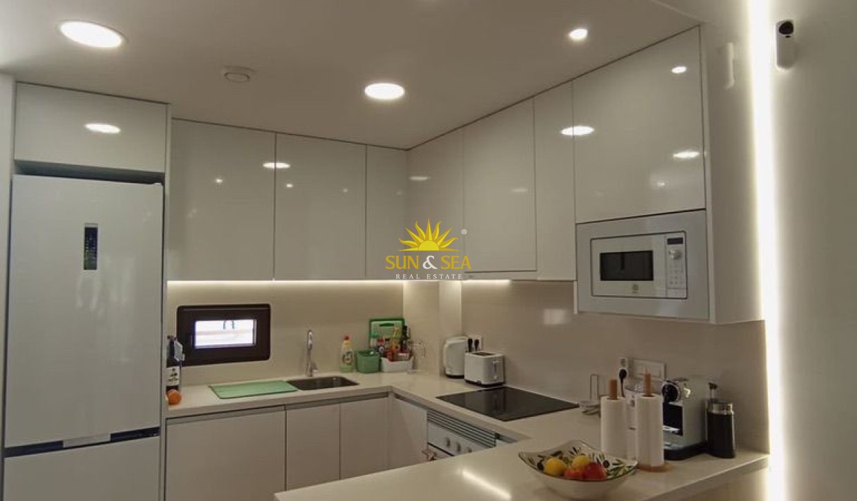 Lange Termijn Verhuur - Appartement - Finestrat