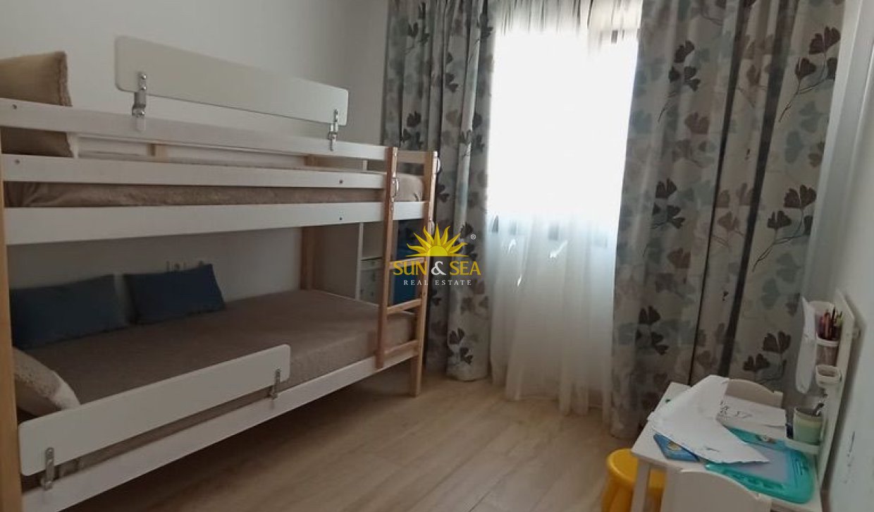 Lange Termijn Verhuur - Appartement - Finestrat