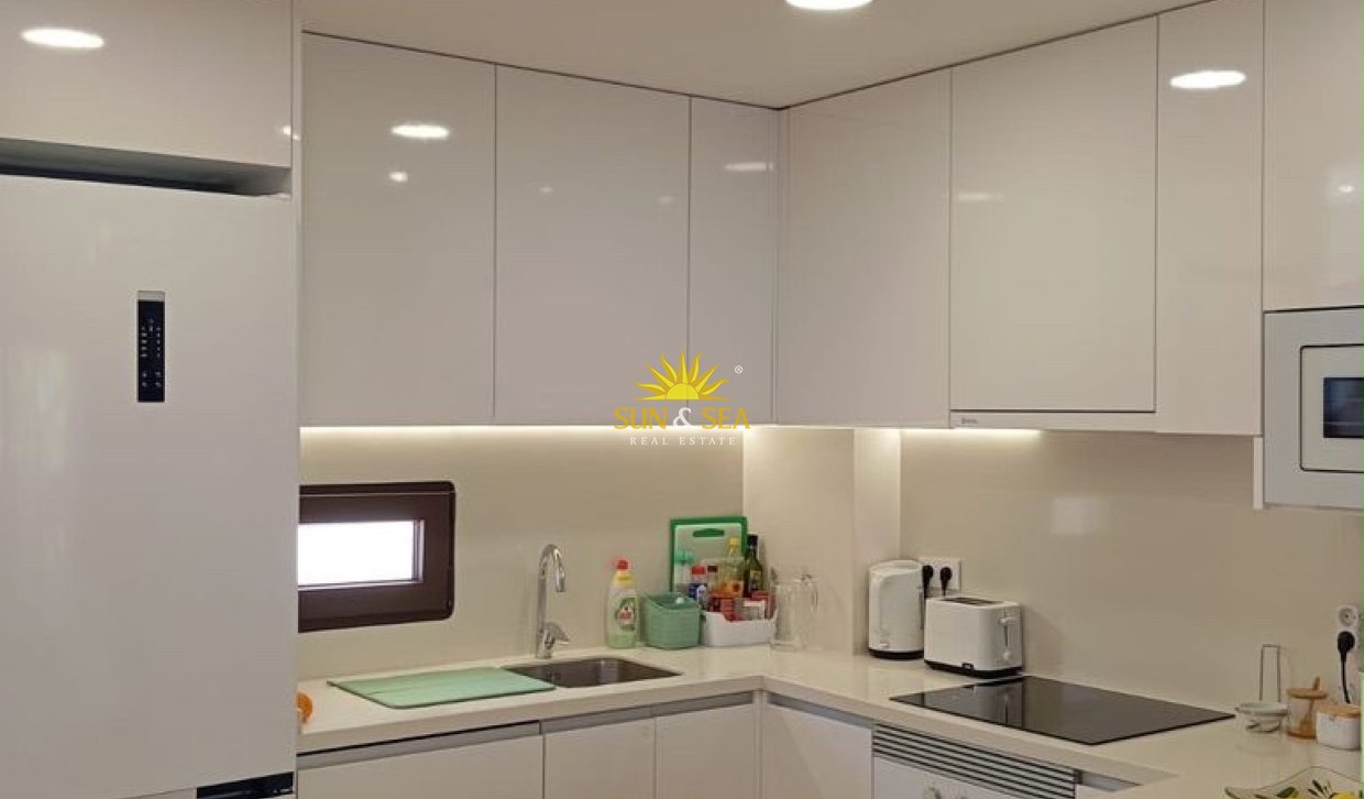 Lange Termijn Verhuur - Appartement - Finestrat