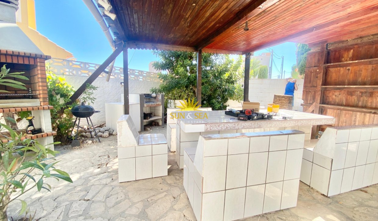 Kurzzeit-Vermietung - Freistehende Villa - Finestrat - Cala de Finestrat