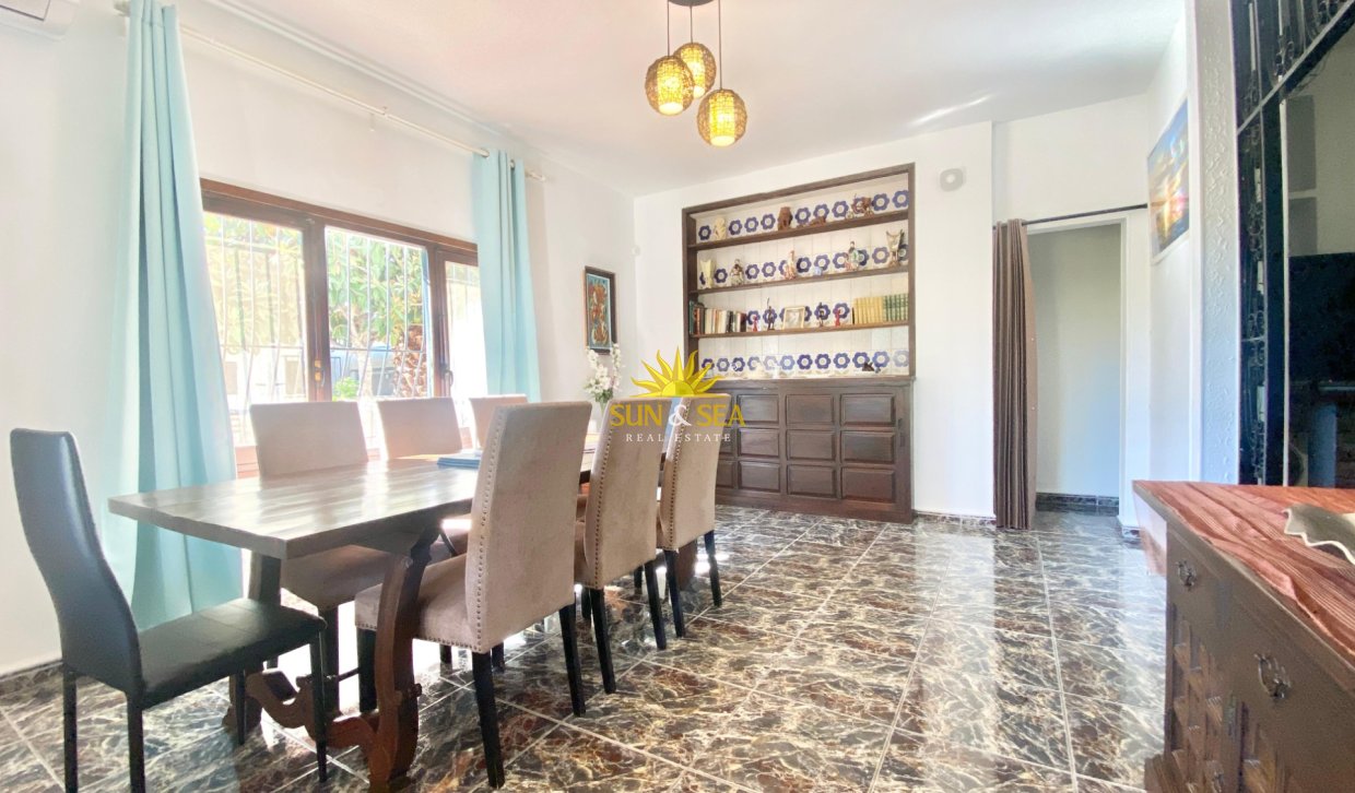 Kurzzeit-Vermietung - Freistehende Villa - Finestrat - Cala de Finestrat